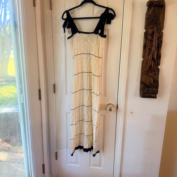 CAPITTANA Valeria knit Black and White Dress XS/ Small - Picture 7 of 7